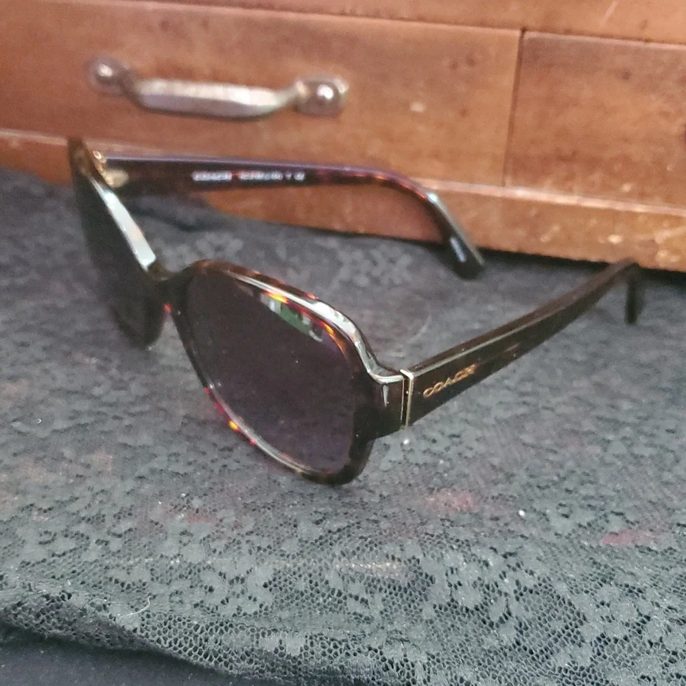 Coach Dark Tortoise sunglasses 512013 HC8166 DW
